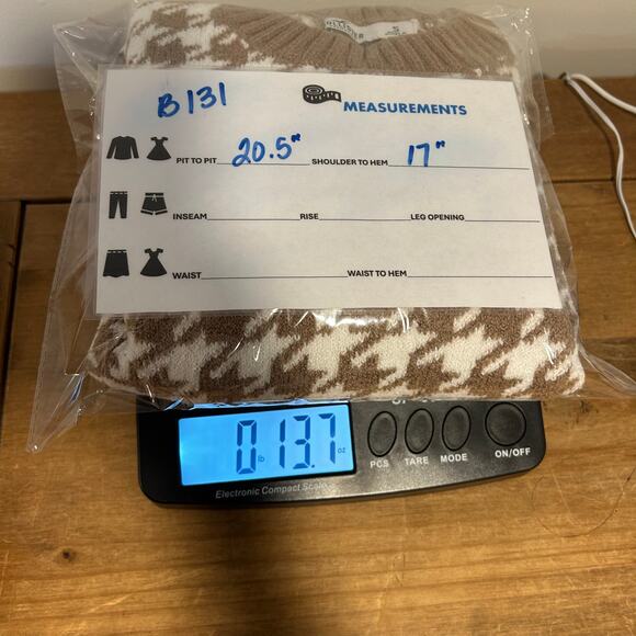 HOLLISTER Sz S Houndstooth Brown White Oversized Crop Very Soft Women’s Sweater - Picture 9 of 9